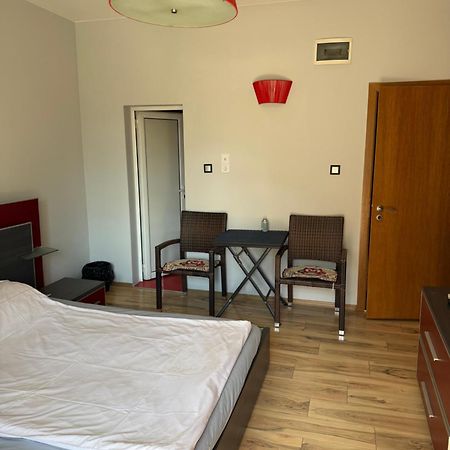 Guest House Elegance Plovdiv Exterior foto