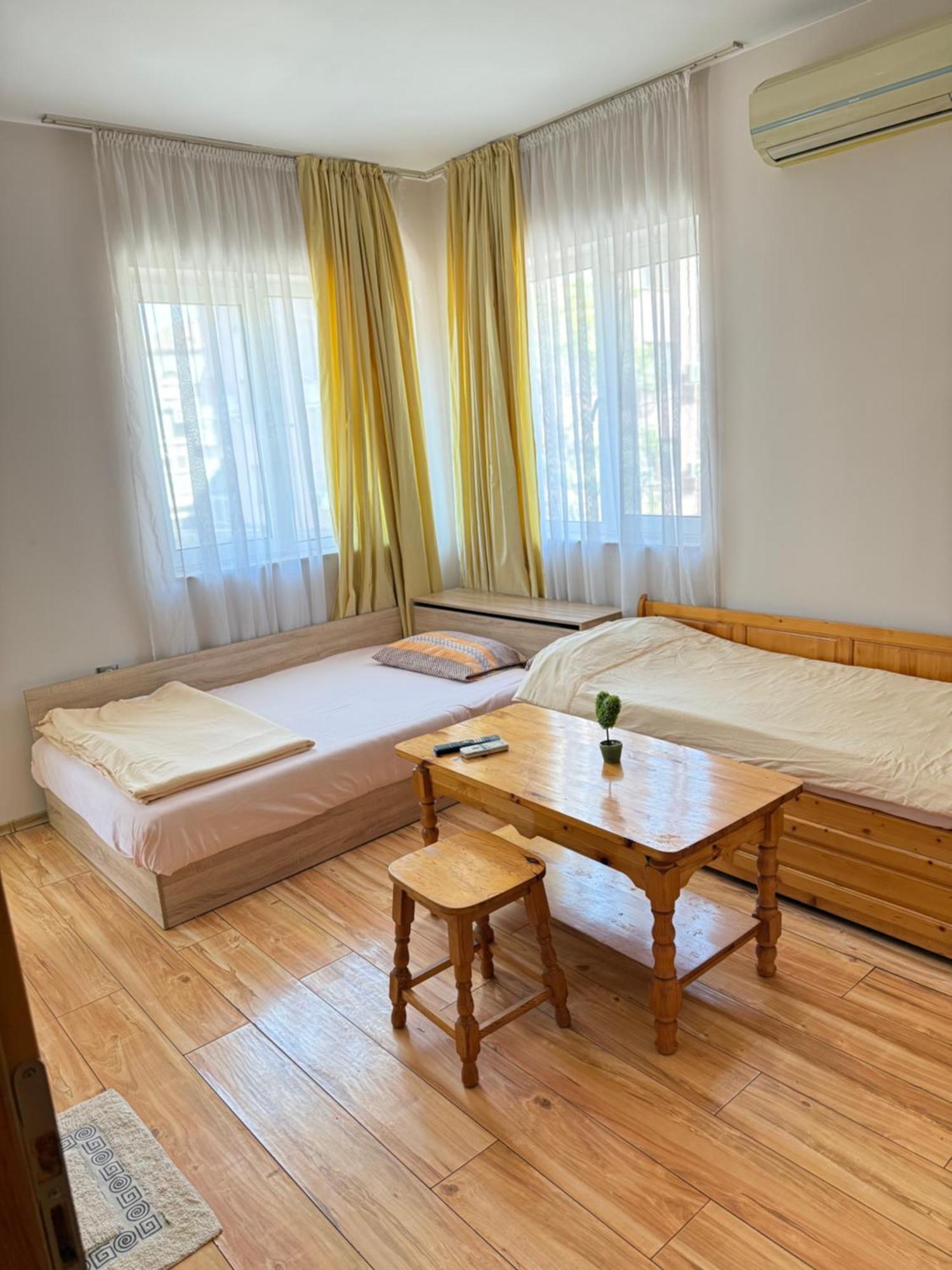 Guest House Elegance Plovdiv Exterior foto